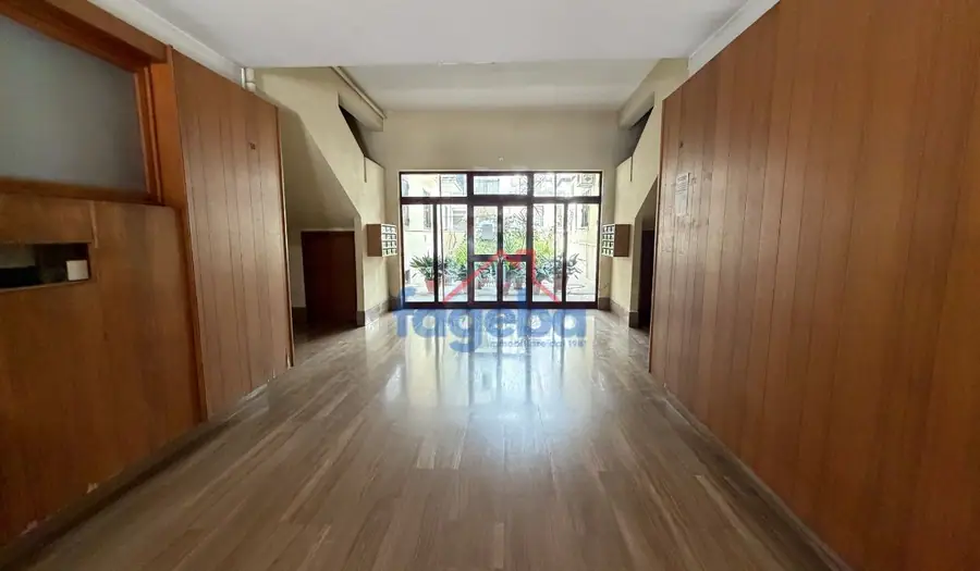 Appartamento con doppia esposizione — foto 4