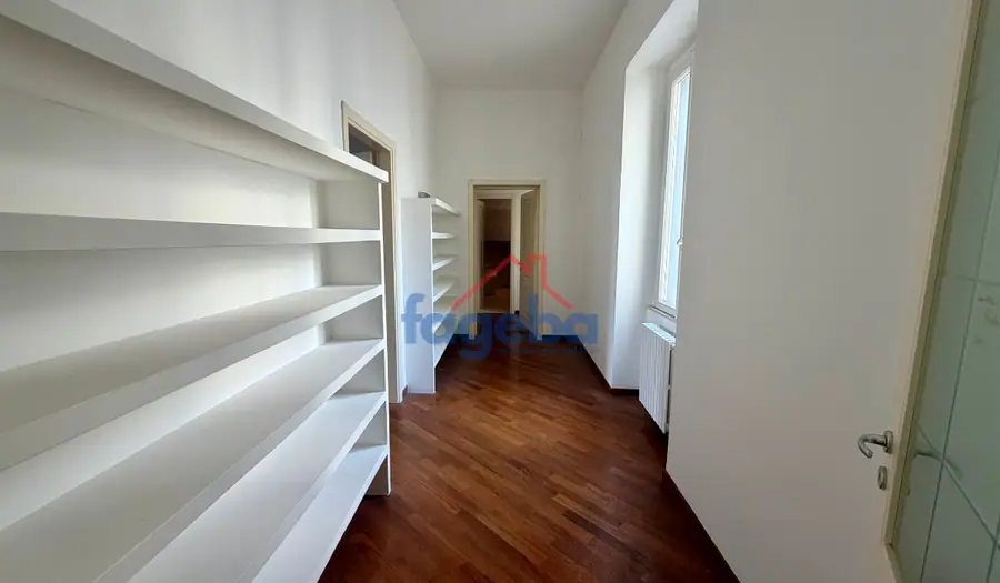 Ufficio di prestigio a Trani (zona porto) — foto 3
