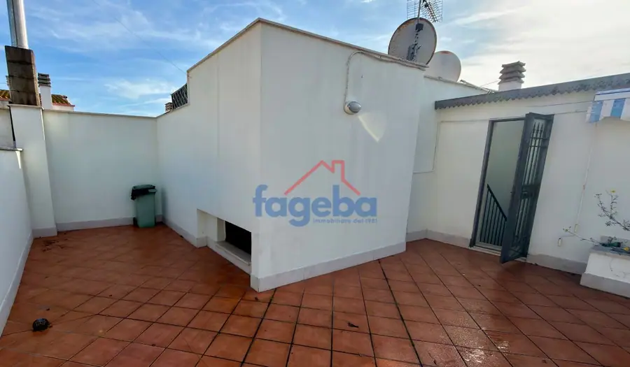 Ufficio di prestigio a Trani (zona porto) — foto 17
